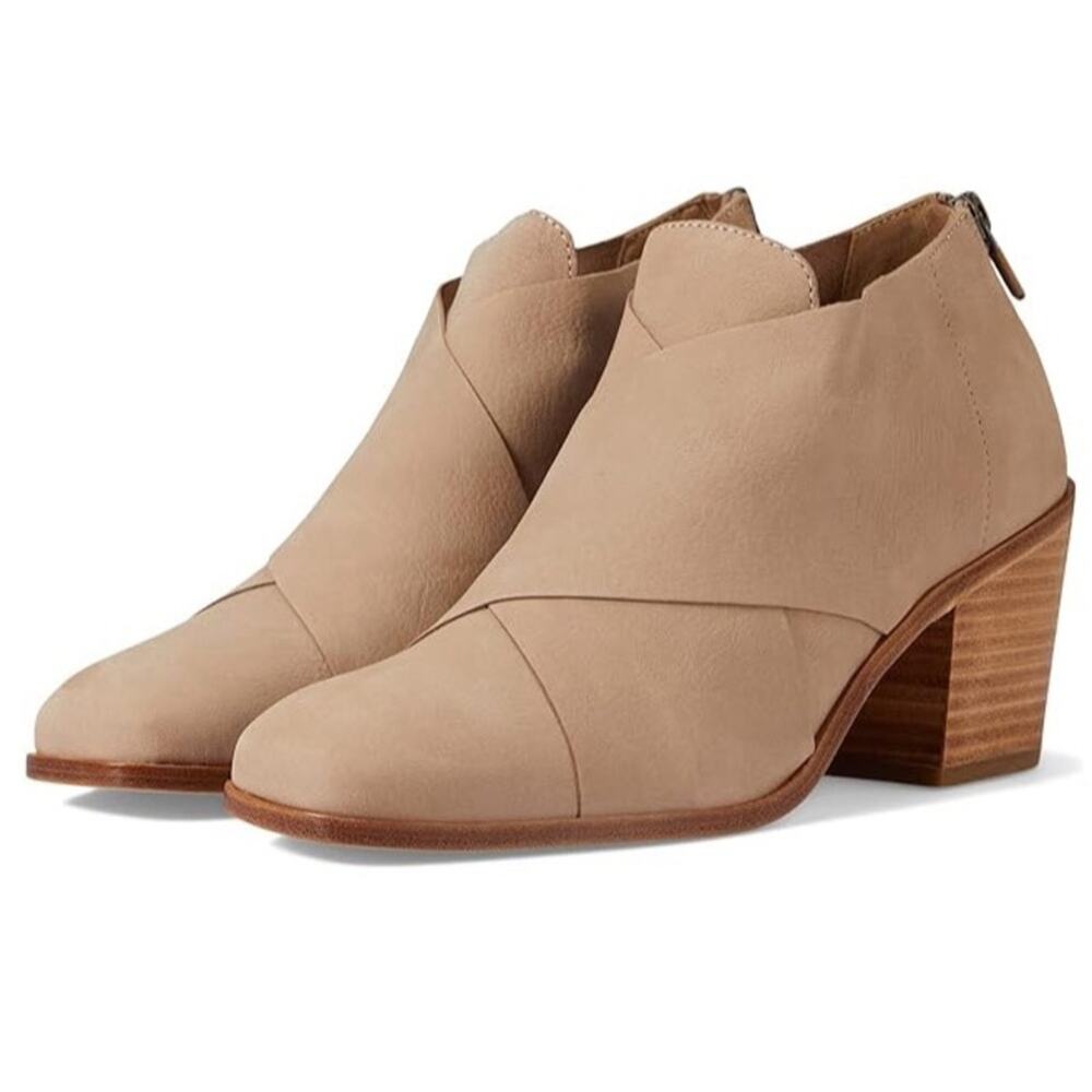 Eileen Fisher Ember Bootie Size 11
$265